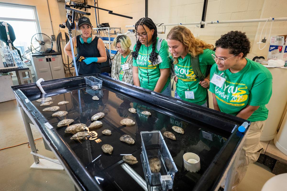 LSU Students on Bayou Adventure Students on Bayou Adventure